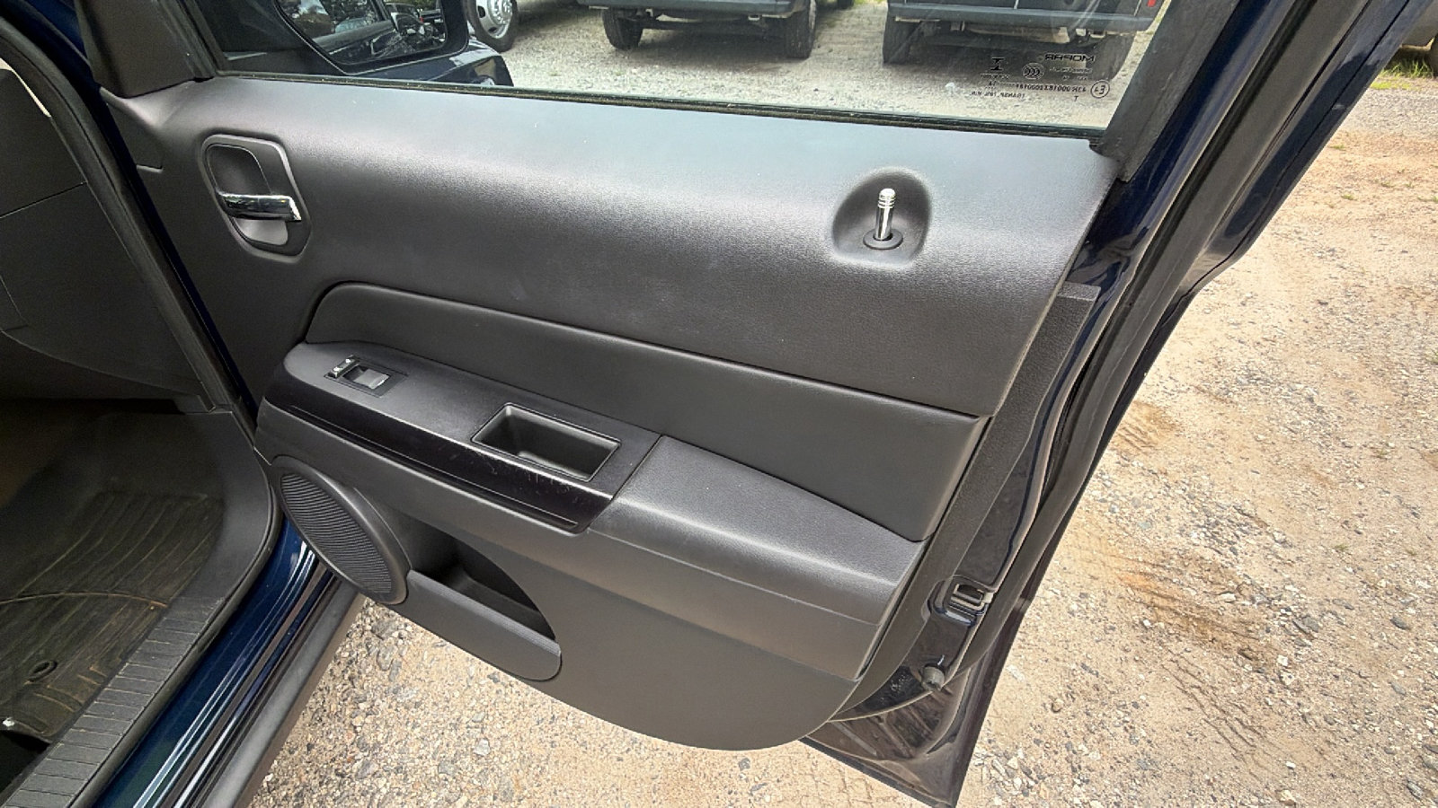 Used 2016 Jeep Patriot Sport w/ Power Value Group FWD image 18