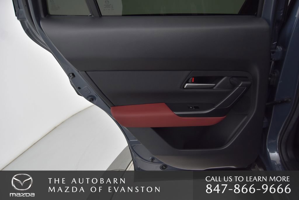 Certified 2025 MAZDA CX-50 AWD 2.5 Hybrid w/ Cargo Package image 33