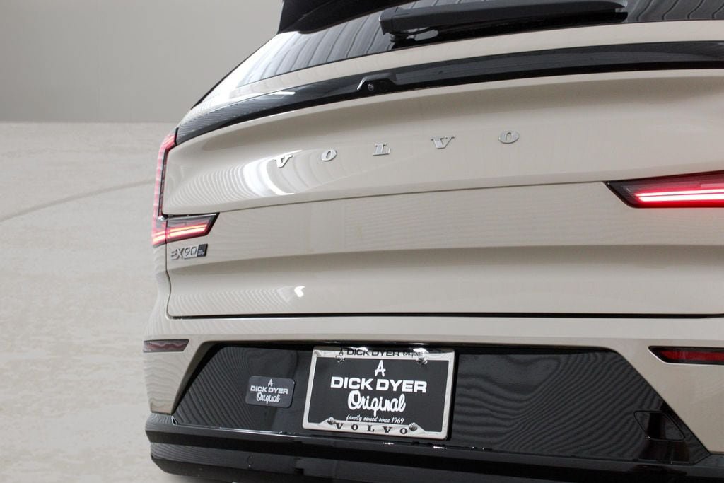 New 2026 Volvo EX90 Ultra AWD/4WD image 34