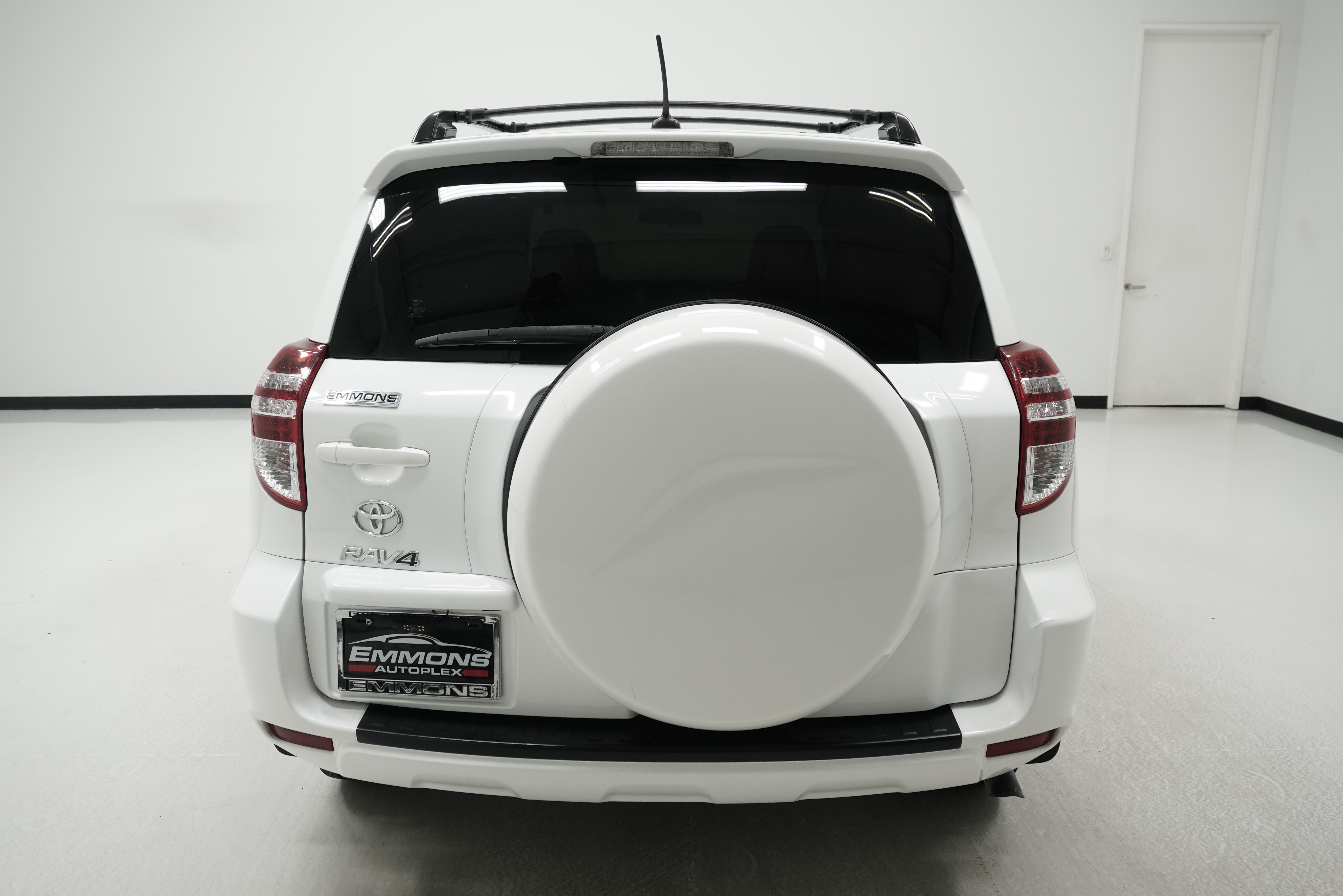 Used 2011 Toyota RAV4 2WD V6 w/ Base V6 Extra Value Pkg image 5