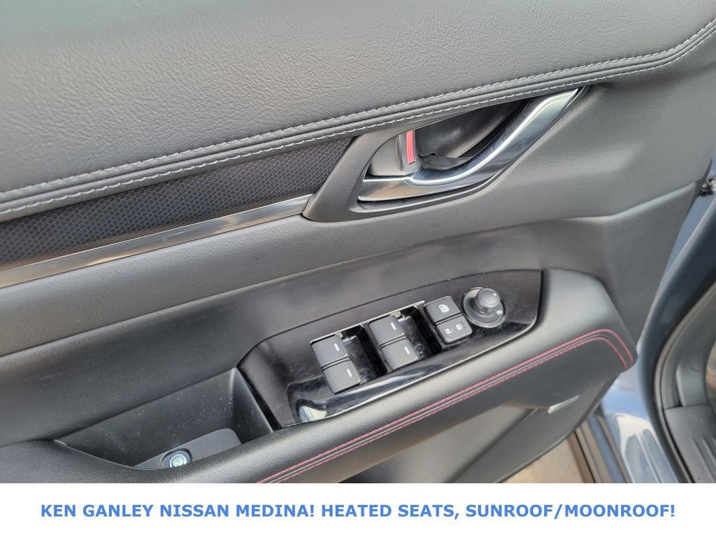 Used 2023 MAZDA CX-5 Carbon Edition image 40