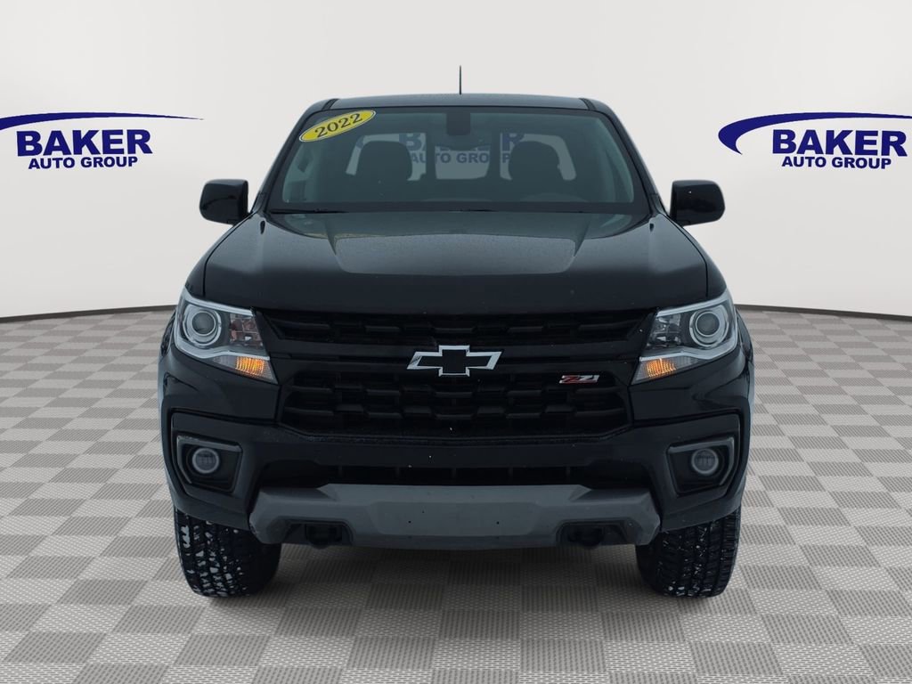 Used 2022 Chevrolet Colorado Z71 w/ Z71 Midnight Edition image 2