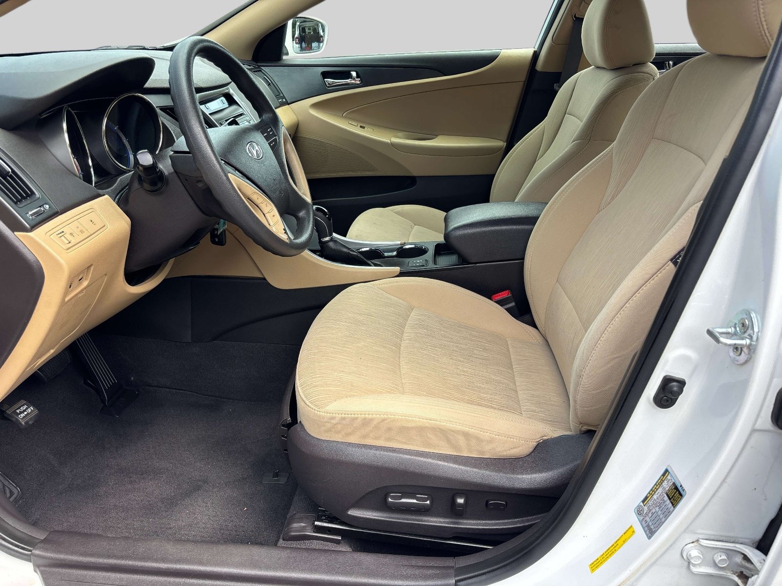 Used 2013 Hyundai Sonata GLS w/ Popular Equipment Pkg FWD image 9