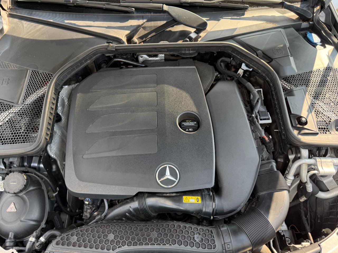 Used 2019 Mercedes-Benz C 300 Sedan image 27
