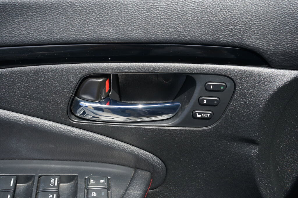 Used 2021 Honda Pilot Black Edition image 13