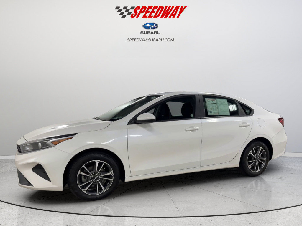 Used 2024 Kia Forte LXS FWD image 11