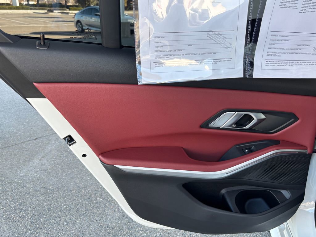 Used 2023 BMW 330i Sedan w/ Convenience Package image 30