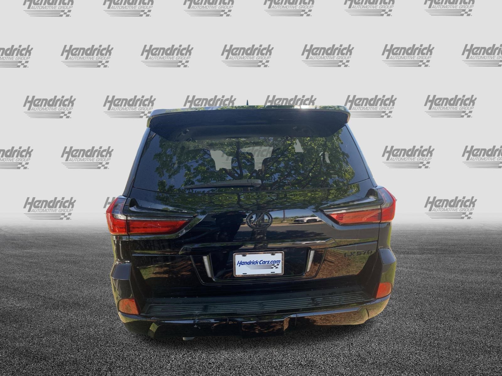 Used 2018 Lexus LX 570 4WD w/ Luxury Package image 9