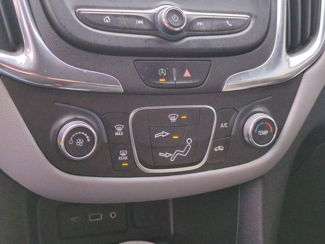 Used 2022 Chevrolet Equinox LS w/ LS Convenience Package image 24