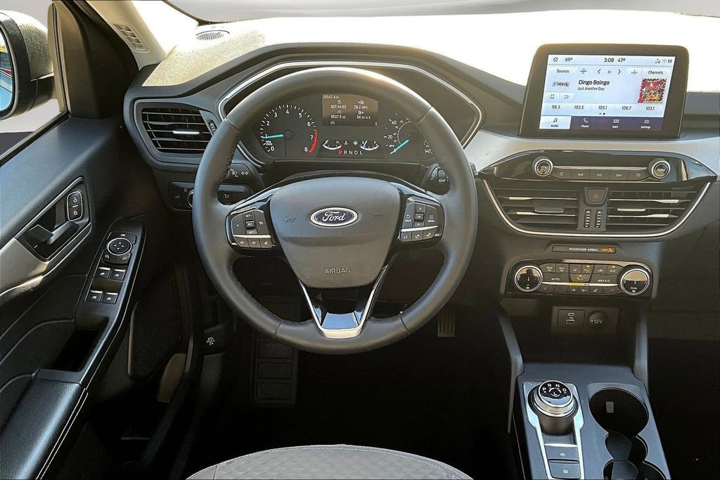 Used 2022 Ford Escape SE w/ Convenience Package image 9