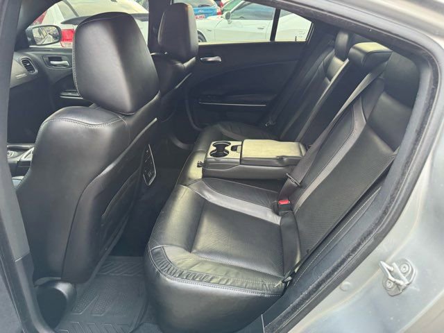Used 2020 Dodge Charger SXT w/ Leather Interior Group RWD image 17