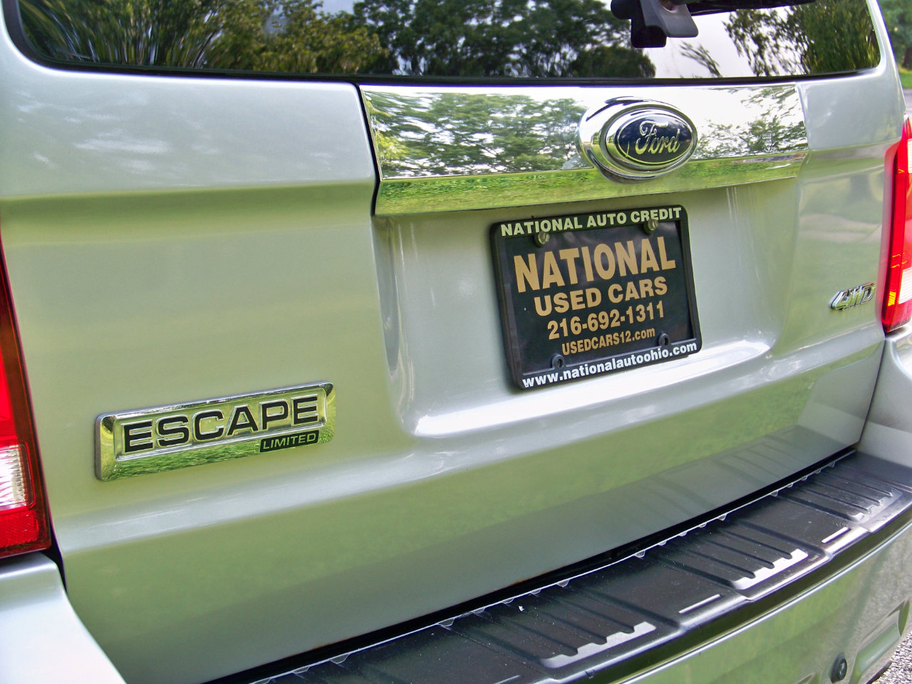 Used 2009 Ford Escape Limited AWD/4WD image 15