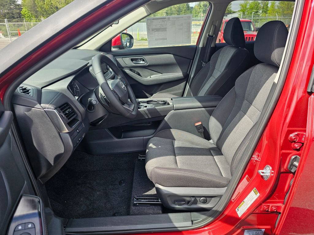 New 2026 Nissan Rogue SV w/ Cold Weather Package AWD/4WD image 17
