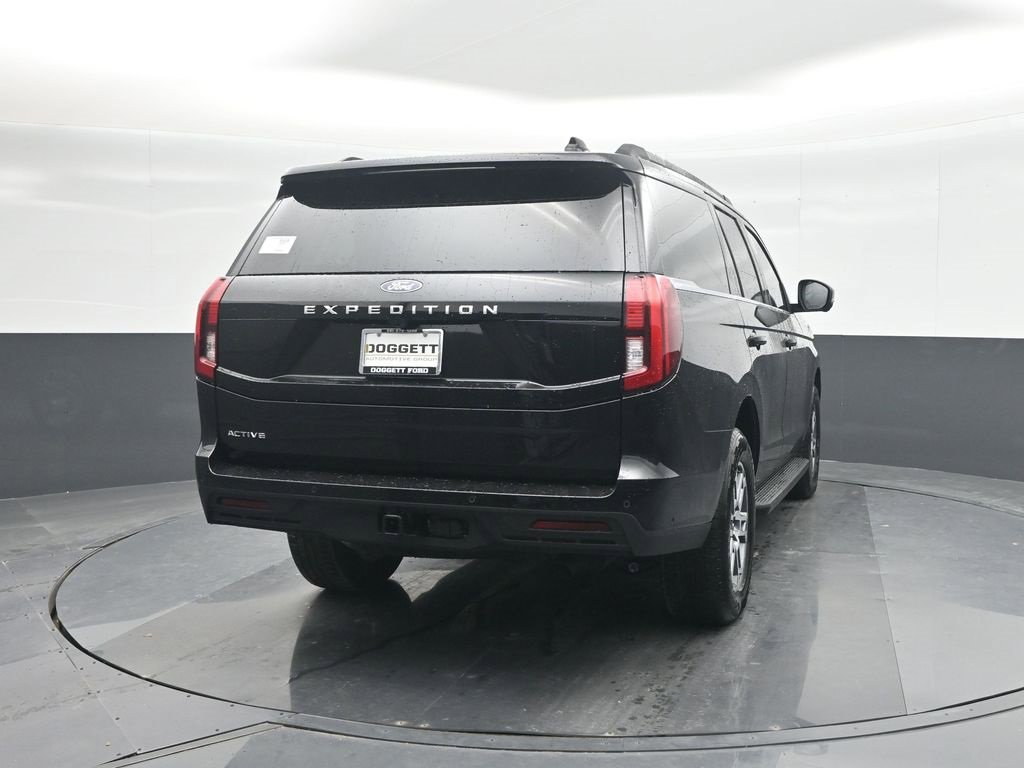 New 2025 Ford Expedition Active image 25