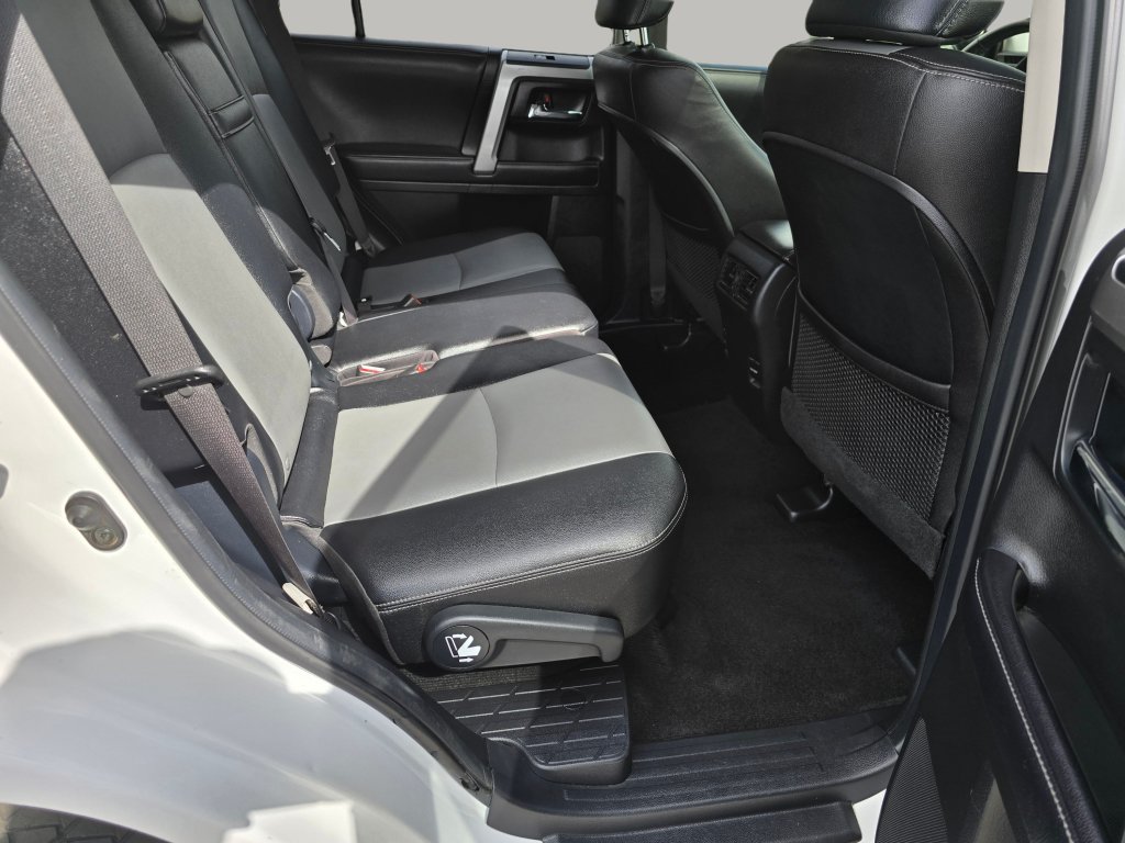Used 2018 Toyota 4Runner SR5 Premium AWD/4WD image 24