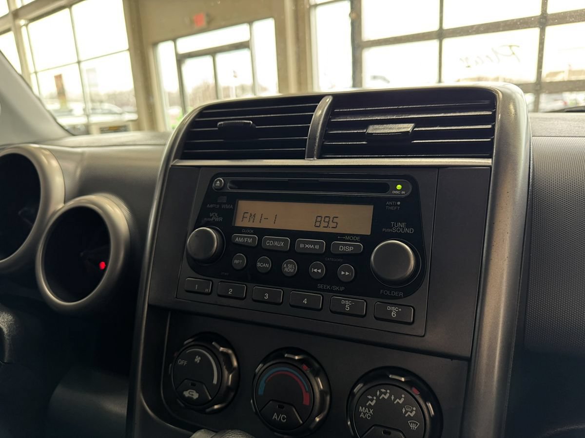 Used 2005 Honda Element EX image 22
