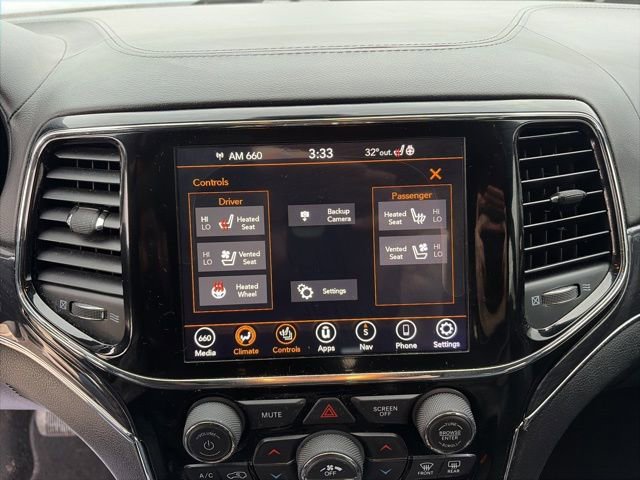 Used 2020 Jeep Grand Cherokee Overland image 29