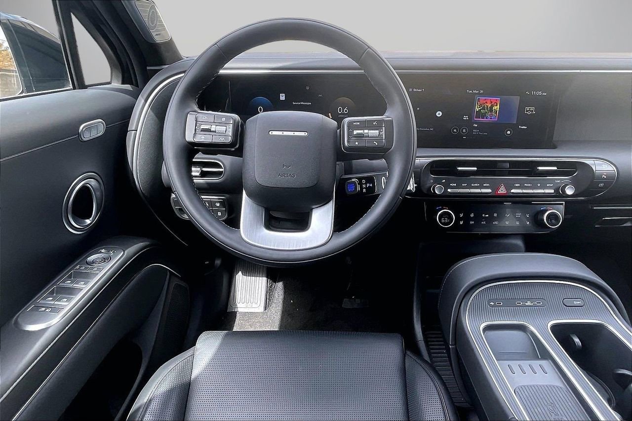 Used 2026 Hyundai Palisade Calligraphy image 12