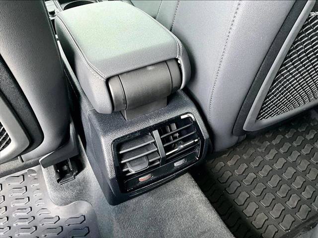 Used 2025 Audi Q3 2.0T Premium w/ Convenience Package AWD/4WD image 25