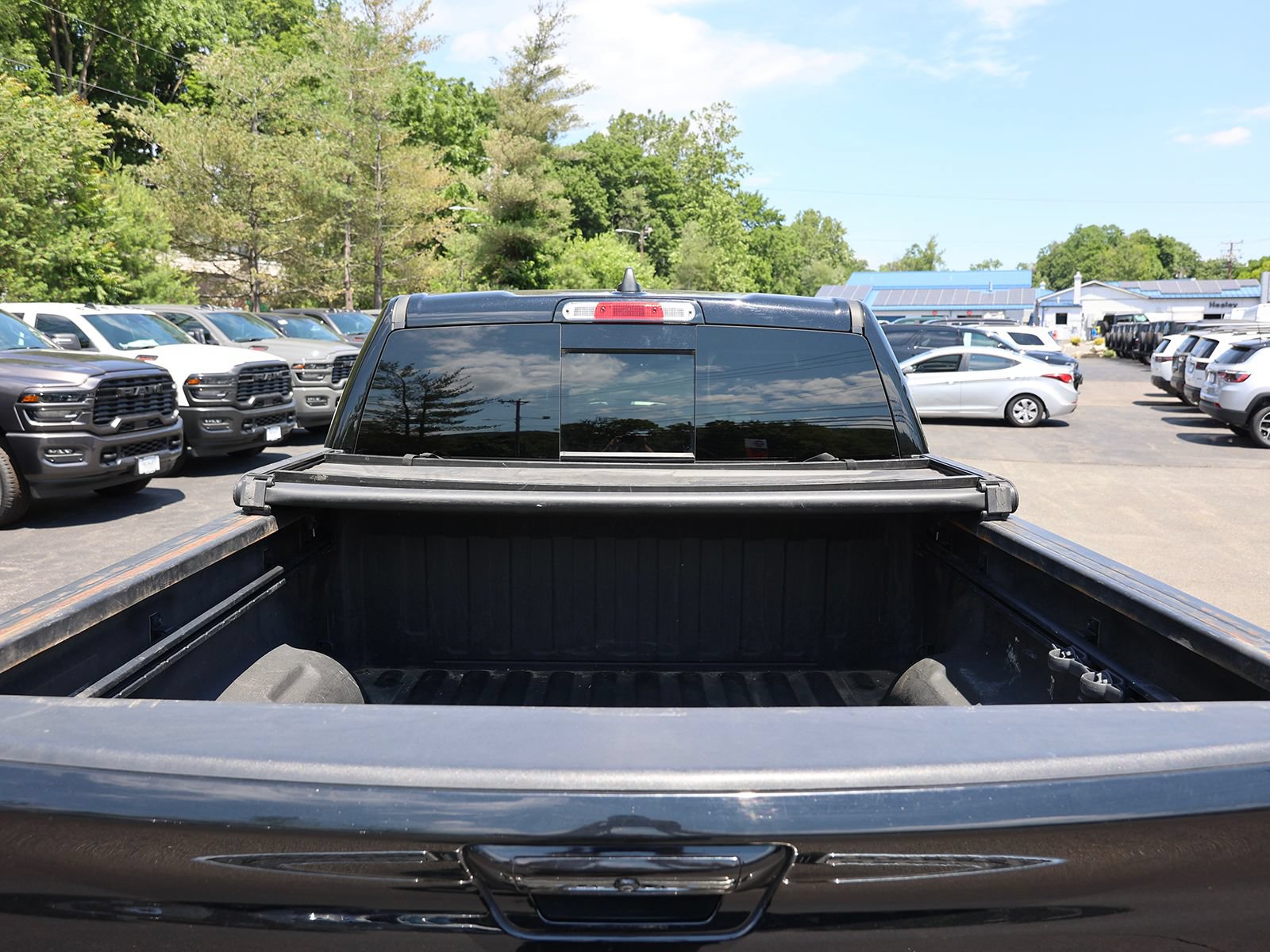Used 2022 RAM 1500 Big Horn AWD/4WD image 18