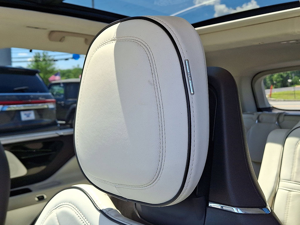 Used 2021 Lincoln Aviator Black Label w/ Dynamic Handling Package AWD/4WD image 21