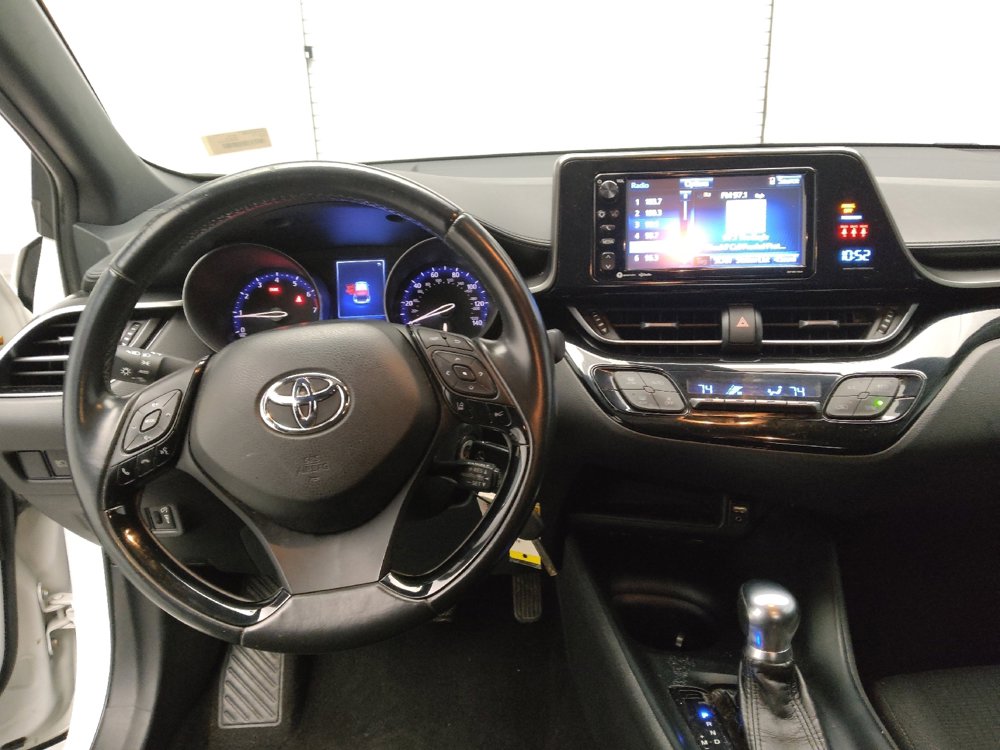 Used 2018 Toyota C-HR XLE image 22