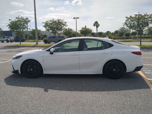 Certified 2025 Toyota Camry SE FWD image 7