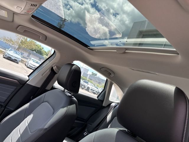 New 2025 Volkswagen Jetta SEL image 12