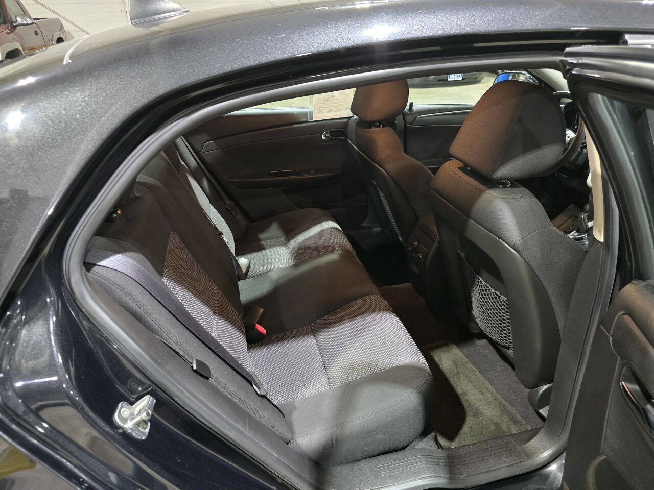 Used 2012 Chevrolet Malibu LT image 32
