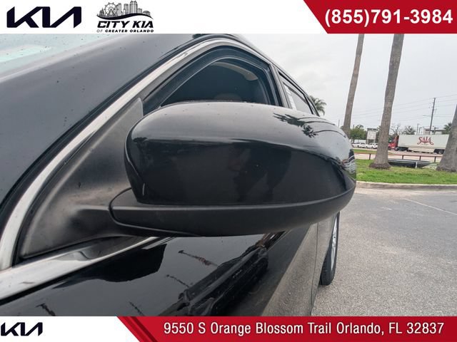Used 2018 Jeep Cherokee Latitude FWD image 12