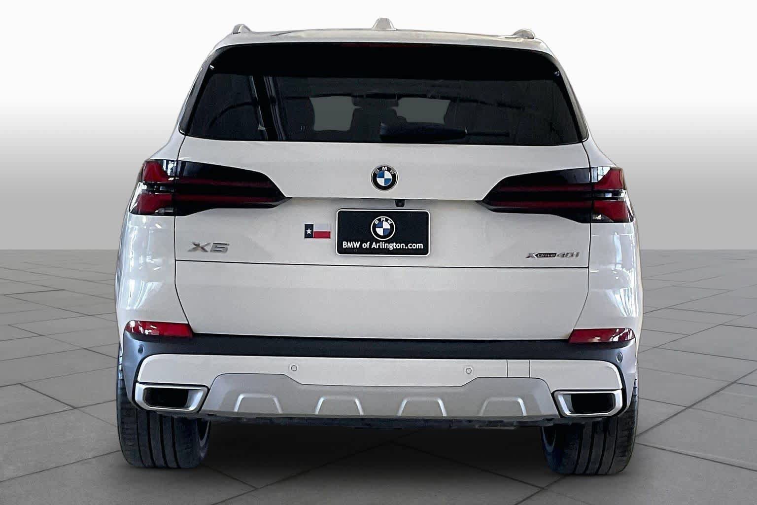 Certified 2024 BMW X5 xDrive40i w/ Premium Package AWD/4WD image 4