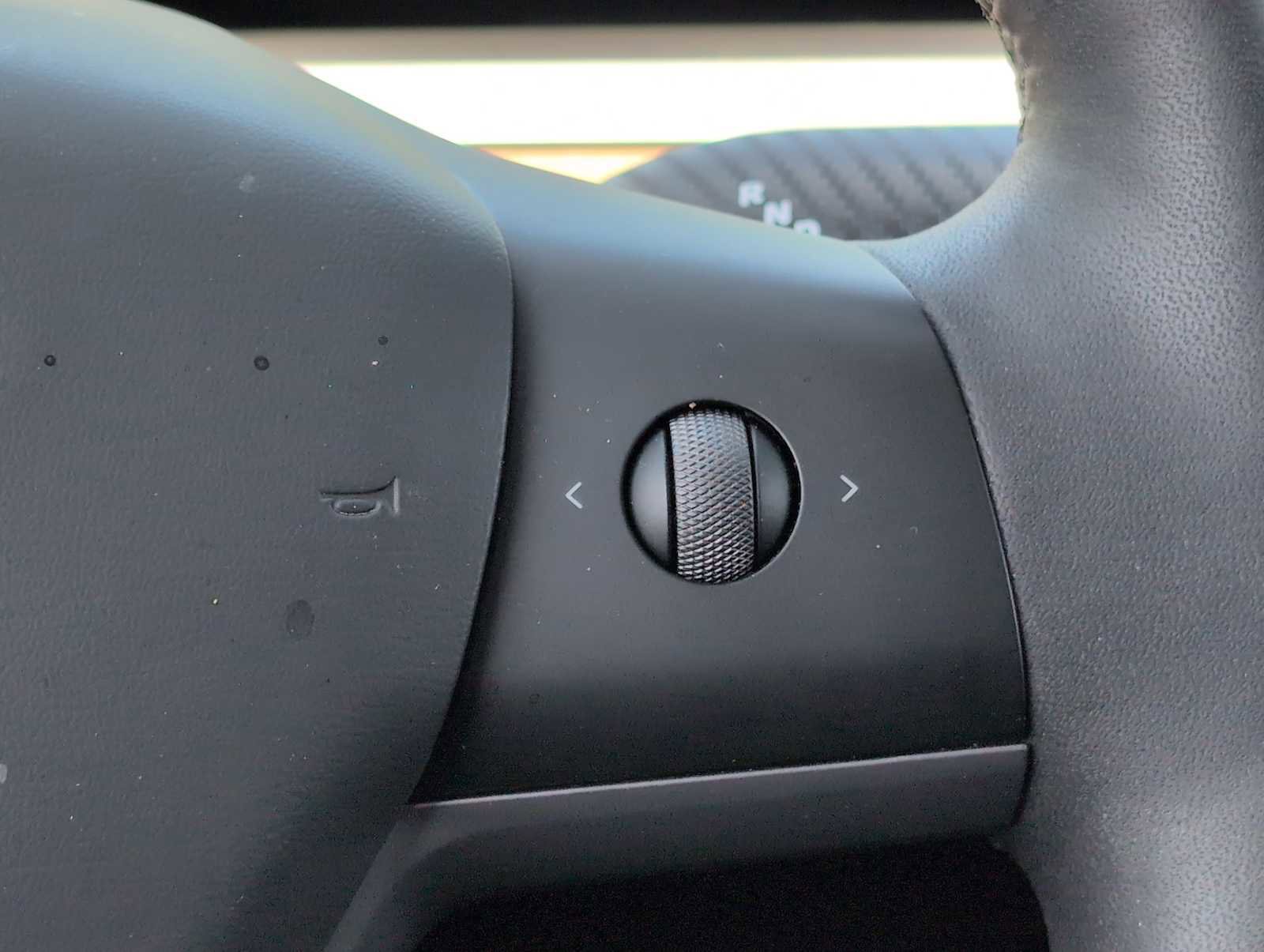 Used 2021 Tesla Model Y 2WD image 23