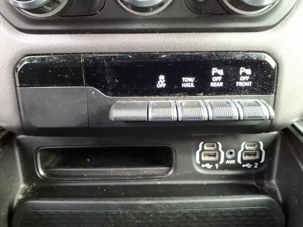 Used 2020 RAM 1500 Big Horn image 14