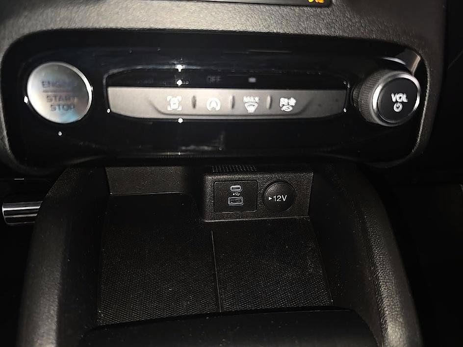 Used 2023 Ford Escape ST-Line w/ Tech Pack #1 AWD/4WD image 22