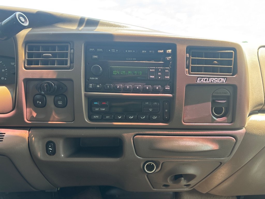 Used 2002 Ford Excursion Limited RWD image 14