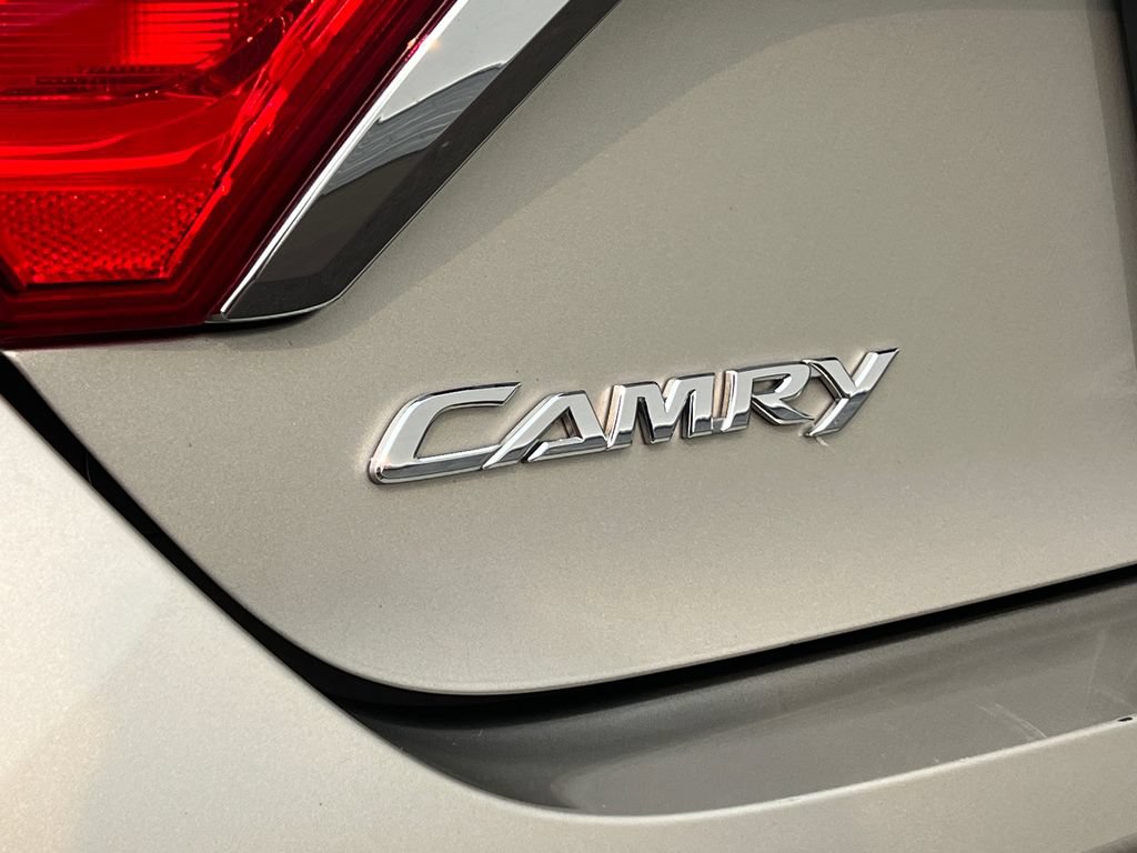 Used 2017 Toyota Camry XLE FWD image 26