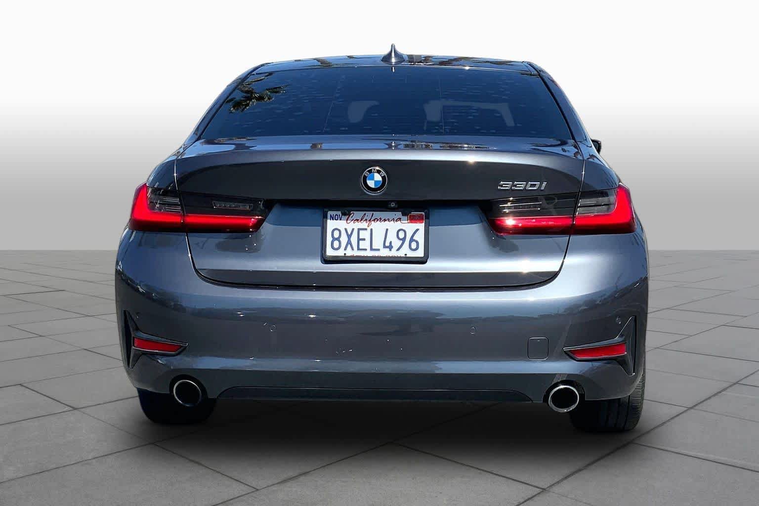 Used 2021 BMW 330i Sedan w/ Convenience Package RWD image 4