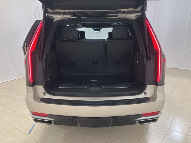 Used 2023 Cadillac Escalade Premium Luxury Platinum image 25
