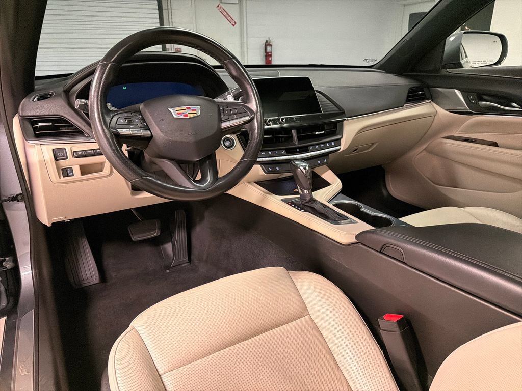 Used 2021 Cadillac CT4 Premium Luxury RWD image 25