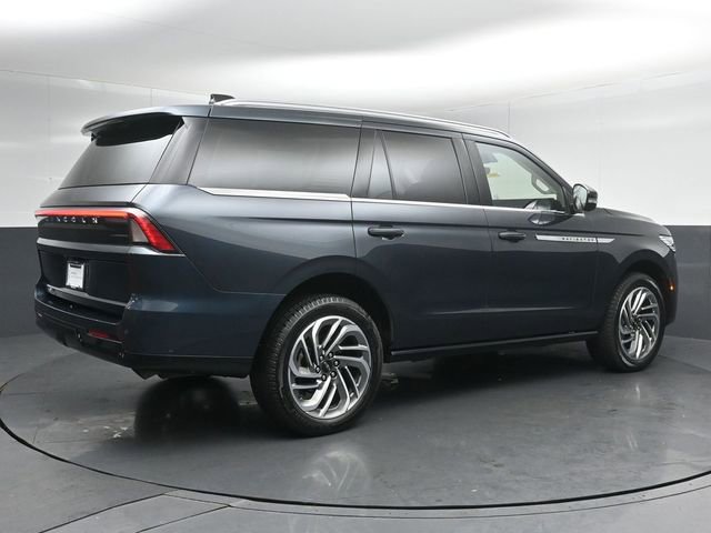 Certified 2025 Lincoln Navigator Reserve AWD/4WD image 7