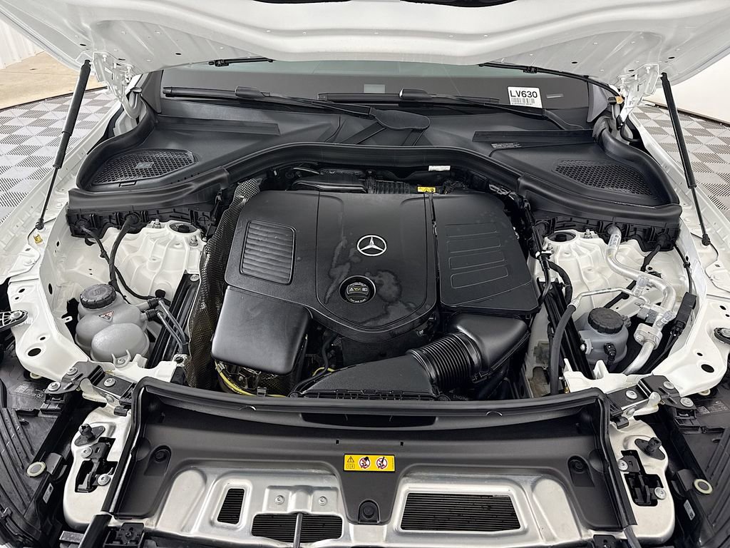 Certified 2025 Mercedes-Benz GLC 300 4MATIC image 31