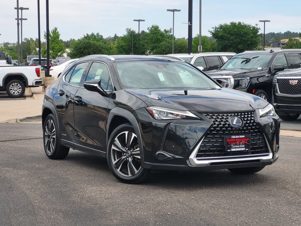 Used 2019 Lexus UX 250h AWD/4WD image 2