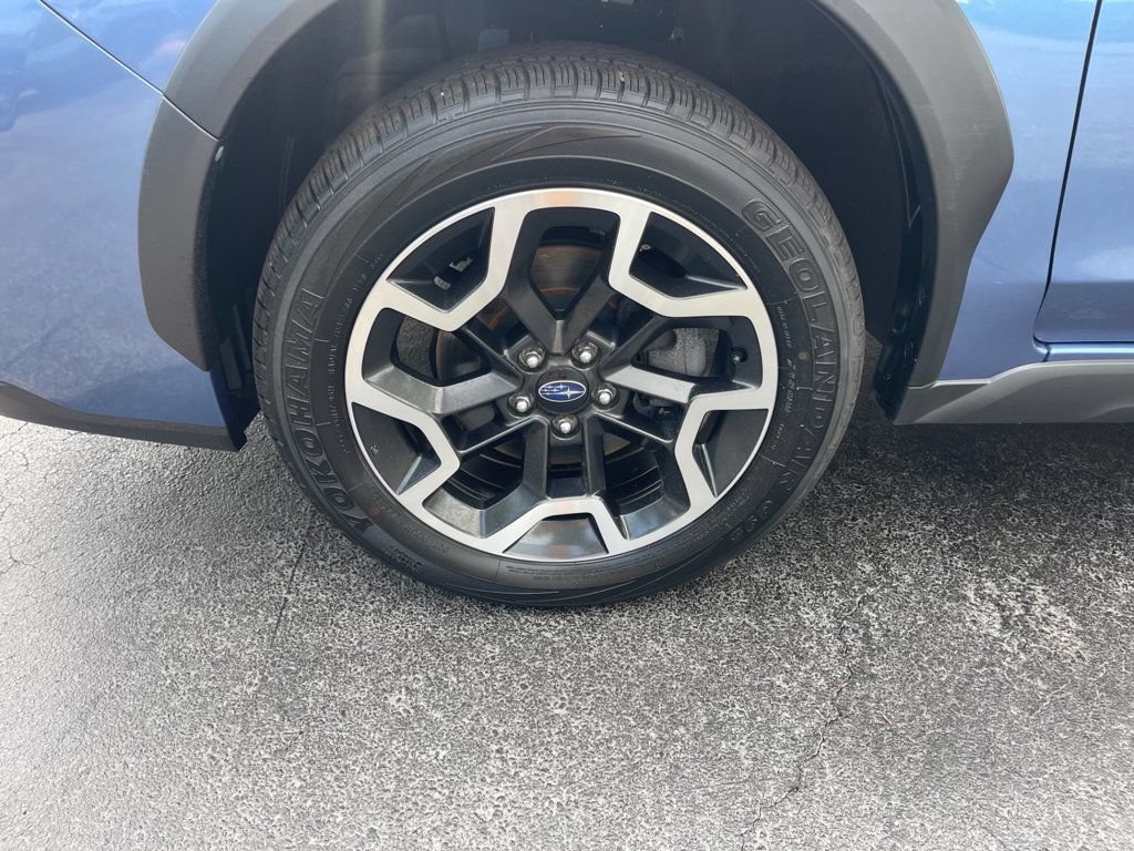 Used 2017 Subaru Crosstrek 2.0i Premium w/ Moonroof Package AWD/4WD image 8