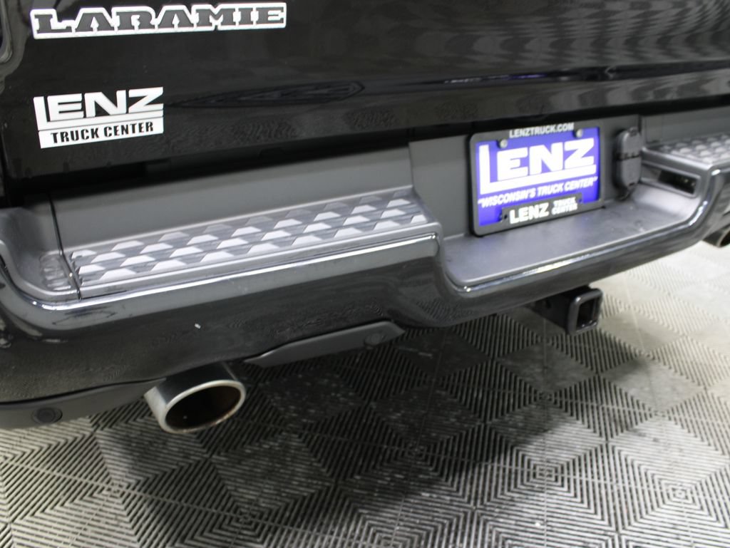 Used 2019 RAM 1500 Laramie AWD/4WD image 44