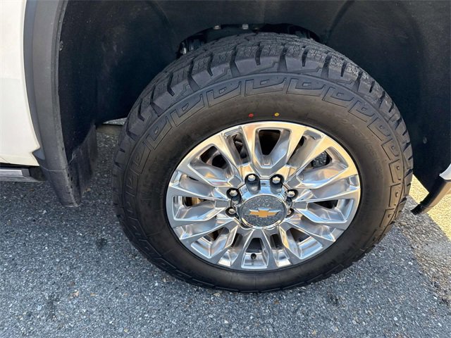 Used 2021 Chevrolet Silverado 3500 High Country image 5