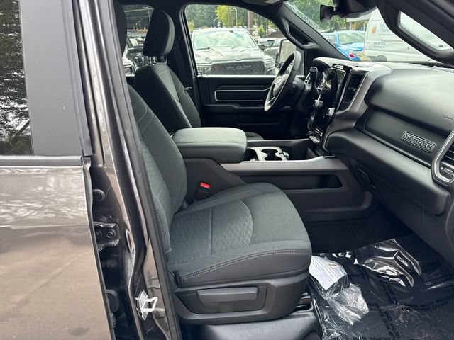 New 2026 RAM 3500 Big Horn AWD/4WD image 9