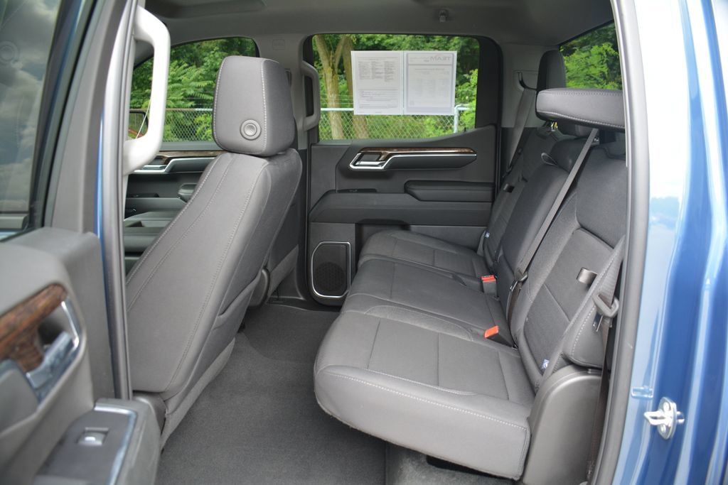 Used 2024 GMC Sierra 1500 Elevation w/ X31 Off-Road Package AWD/4WD image 21
