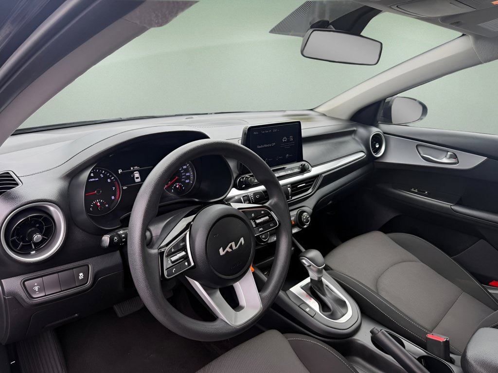Used 2024 Kia Forte LXS FWD image 11