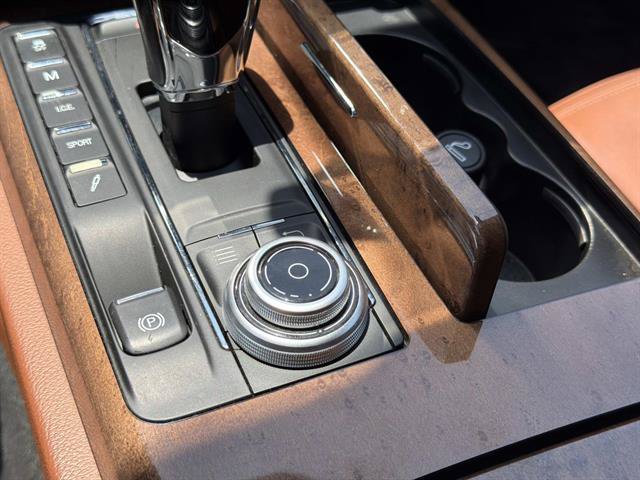 Used 2018 Maserati Quattroporte S GranLusso Q4 AWD/4WD image 24