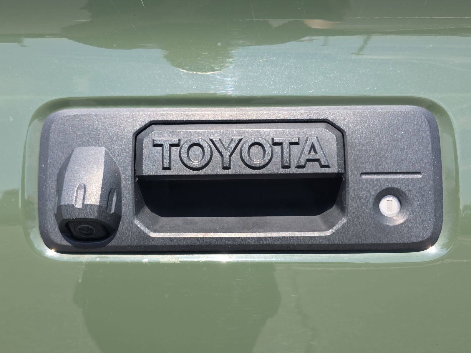 Used 2021 Toyota Tacoma TRD Off-Road image 13